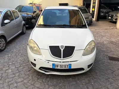 Usata Lancia Ypsilon
