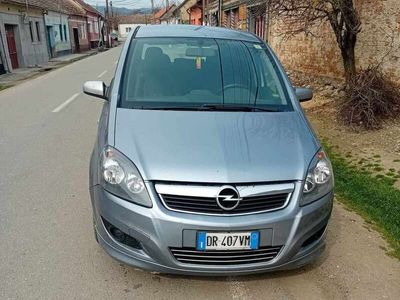 usata Opel Zafira 1.9 cdti Enjoy 120cv