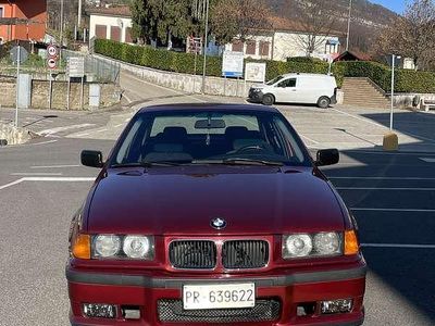 Usata 1993 BMW 318 M Sport Berlina | 7000 €