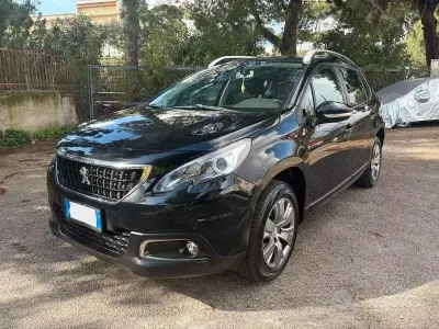 Usata Peugeot 2008 99 CV (72 kW) 2018 Nero SUV