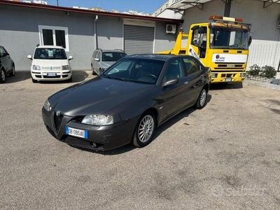 Alfa Romeo 166
