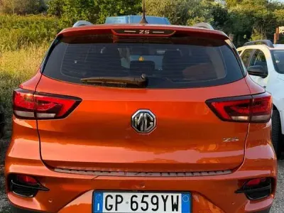 Usata MG ZS Luxury 106 CV (77 kW) 2023 SUV