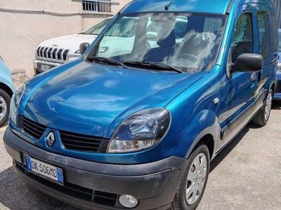 Usata Renault Kangoo Luxe 68 CV (50 kW) 2007 Verde Monovolume