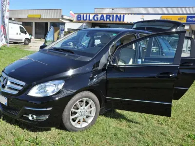 Usata Mercedes B200 Chrome 136 CV (100 kW) 2010 Nero Monovolume