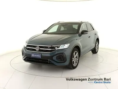 Usata VW T-Roc R-line 110 CV (80 kW) 2023 Blu SUV