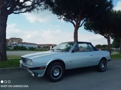 Begagnad Maserati Biturbo 188 HK (138 kW) 1987 Grå Cab