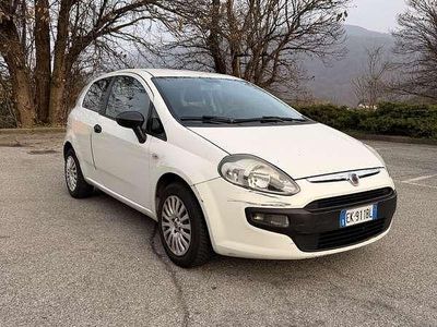Usata Fiat Punto Evo Dynamic 69 CV (50 kW) 2011 Utilitaria