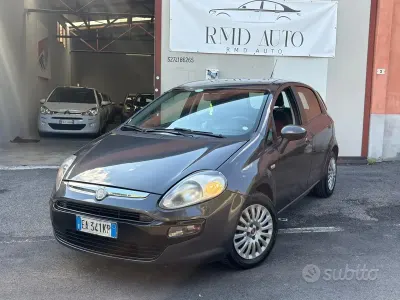 Begagnad Fiat Punto Evo Dynamic 65 HK (47 kW) 2010 Grå Halvkombi