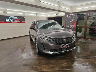 Usata Peugeot 3008 Active 131 CV (96 kW) 2022 Grigio SUV