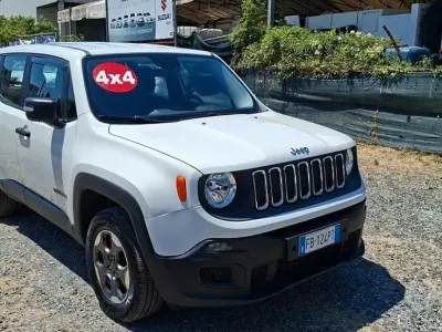 Usata Jeep Renegade Longitude 120 CV (88 kW) 2015 Bianco SUV