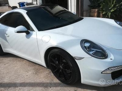 Porsche 911 Carrera