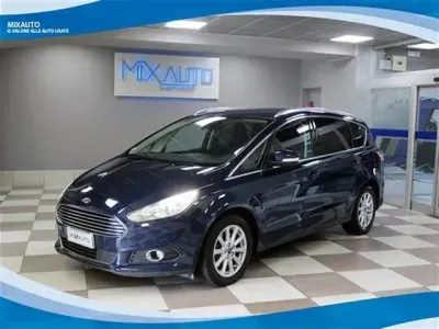 Usata Ford S-MAX Business Edition 190 CV (139 kW) 2017 Blu Monovolume