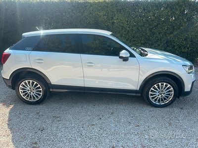 Usata Audi Q2 120 CV (88 kW) 2020 Bianco SUV