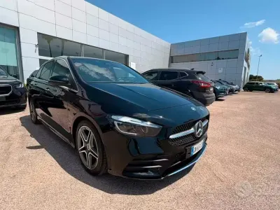 Usata Mercedes B200 AMG Line Premium 116 CV (85 kW) 2023 Nero Utilitaria