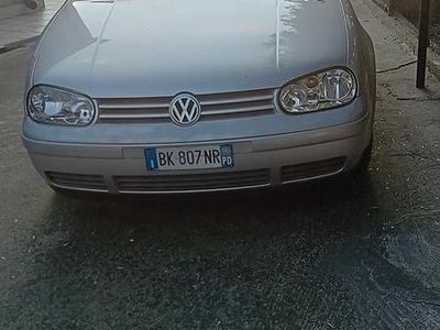 Usata VW Golf IV 2000 Grigio Berlina