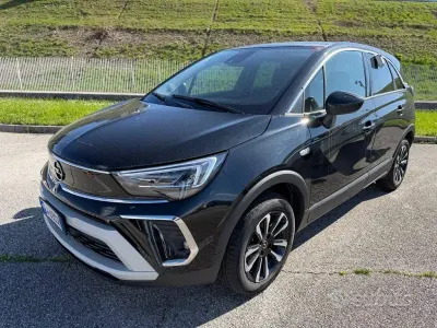 Usata Opel Crossland X Elegance 110 CV (80 kW) 2023 Nero SUV