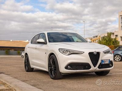 Usata Alfa Romeo Stelvio Executive 180 CV (132 kW) 2018 Bianco SUV