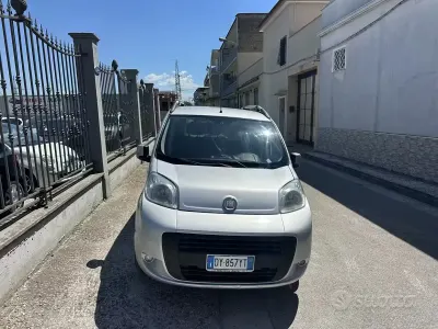 Usata Fiat Qubo Trekking 70 CV (51 kW) 2010 Grigio Monovolume