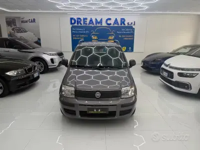 Usata Fiat Panda 69 CV (50 kW) 2012 Giallo Utilitaria