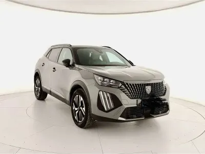 Begagnad Peugeot 2008 GT 131 HK (96 kW) 2023 Grå SUV