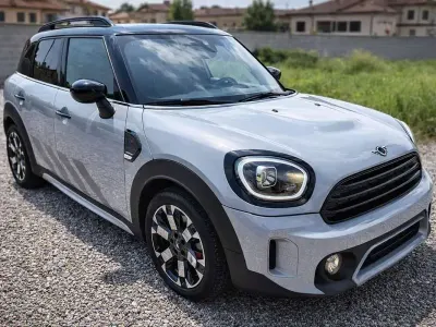 Usata Mini Cooper Countryman 136 CV (100 kW) 2022 Grigio SUV