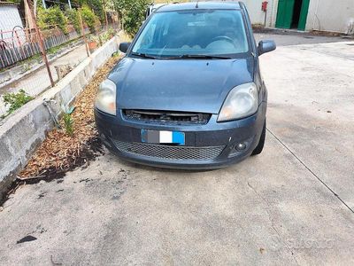 Usata Ford Fiesta Titanium 2007 Nero Utilitaria