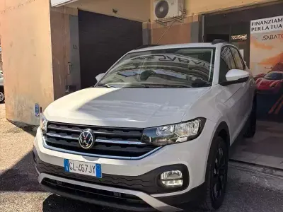 Usata VW T-Cross Style 95 CV (69 kW) 2022 Beige SUV