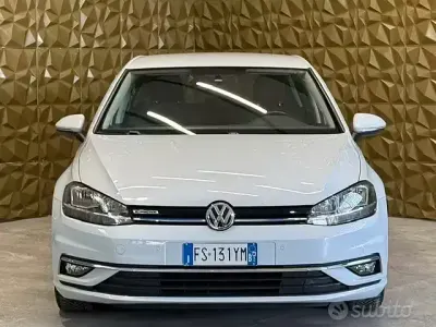 Usata VW Golf VII Highline 131 CV (96 kW) 2019 Bianco Berlina
