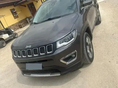 Usata Jeep Compass Limited 120 CV (88 kW) 2020 Grigio SUV