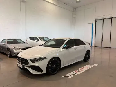 Usata Mercedes A200 AMG Line Premium Plus 163 CV (119 kW) 2023 Bianco Berlina