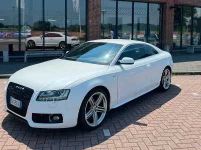 Usata Audi A5 S-Line 170 CV (125 kW) 2010 Bianco Coupé