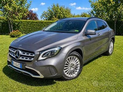 Occasion Mercedes GLA180 Business 109 ch (80 kW) 2017 Gris SUV