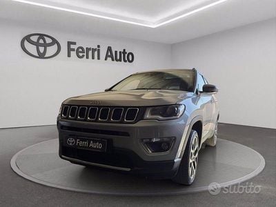 Usata Jeep Compass Limited 140 CV (102 kW) 2018 Grigio SUV