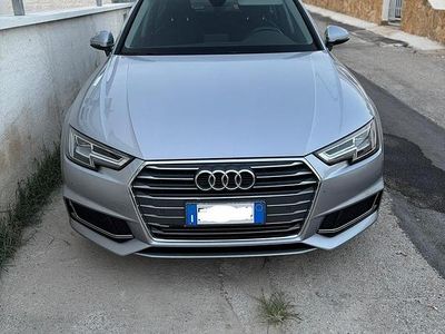 Usata Audi A4 218 CV (160 kW) 2019 Grigio Station wagon