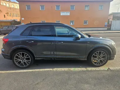 Usata Audi Q3 Business Plus 150 CV (110 kW) 2022 Grigio SUV