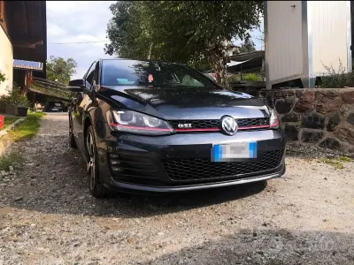 Usata VW Golf VII GTI 220 CV (161 kW) 2014 Grigio Berlina