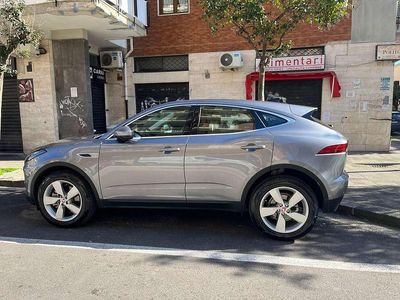 Usado Jaguar E-Pace 163 CV (119 kW) 2022 Plateado SUV