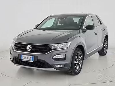 Usata VW T-Roc Style 116 CV (85 kW) 2020 Grigio SUV