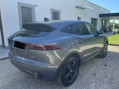 Usata Jaguar E-Pace 249 CV (183 kW) 2019 Grigio SUV