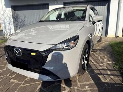 Usata Mazda 2 75 CV (55 kW) 2024 Grigio Utilitaria