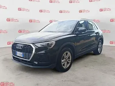 Usata Audi Q3 Business 150 CV (110 kW) 2019 Nero SUV