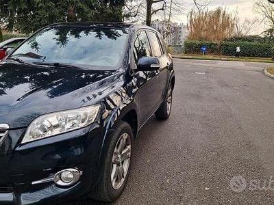Blu Usata 2011 Toyota RAV4 SUV | 9200 € (Buon prezzo)