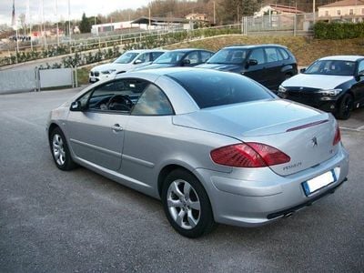 Usata Peugeot 307 CC 136 CV (100 kW) 2007 Argento metallizzato Cabrio