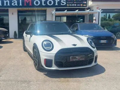 Usata Mini John Cooper Works 231 CV (169 kW) 2026 Bianco Utilitaria