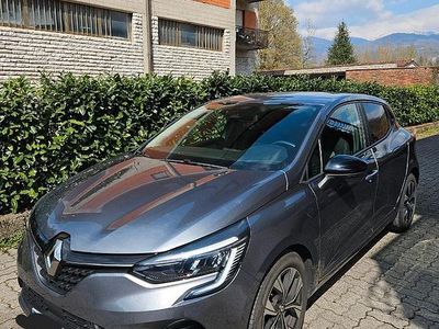 Usata Renault Clio V Evolution 101 CV (74 kW) 2023 Grigio Berlina