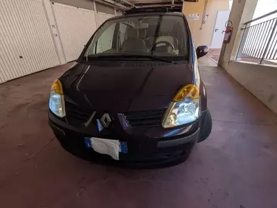 Usata Renault Modus 75 CV (55 kW) 2005 Monovolume