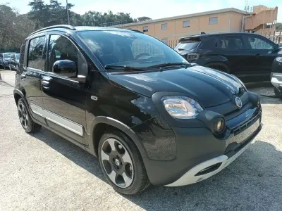 Nuova Fiat Panda Cross Cross 65 CV (47 kW) 2025 Nero Utilitaria