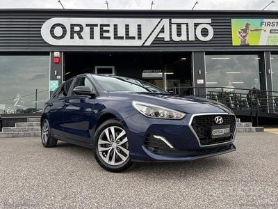 Usata Hyundai i30 116 CV (85 kW) 2019 Blu zaffiro perlato Berlina