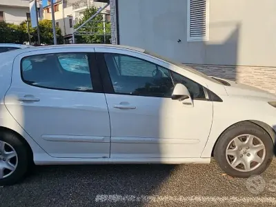 Usata Peugeot 308 Premium 109 CV (80 kW) 2007 Bianco Berlina