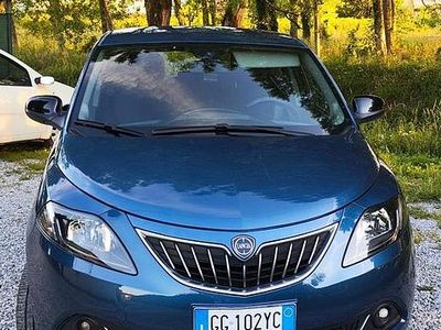 Usata Lancia Ypsilon 69 CV (50 kW) 2021 Blu Utilitaria